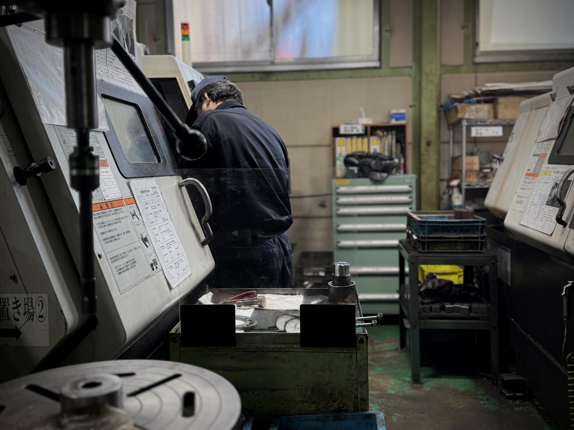 経験豊かな職人が支える加工技術